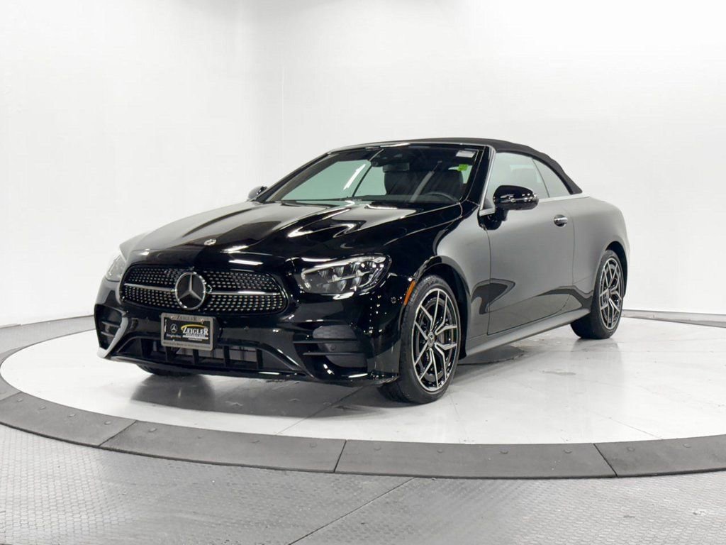 Used 2023 Mercedes-Benz E 450 4MATIC Cabriolet image 3