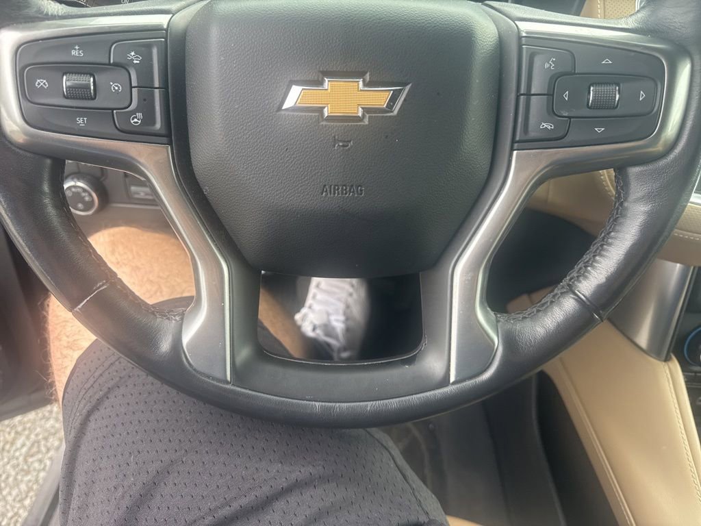 Used 2021 Chevrolet Tahoe Premier w/ Premium Package AWD/4WD image 24