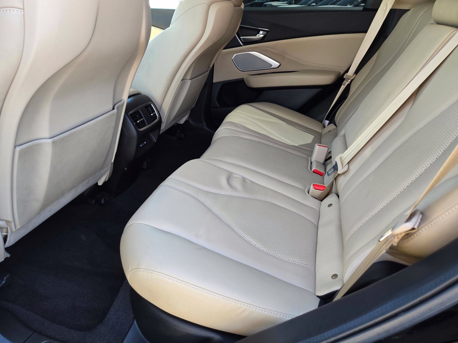 Used 2022 Acura RDX w/ Technology Package FWD image 16