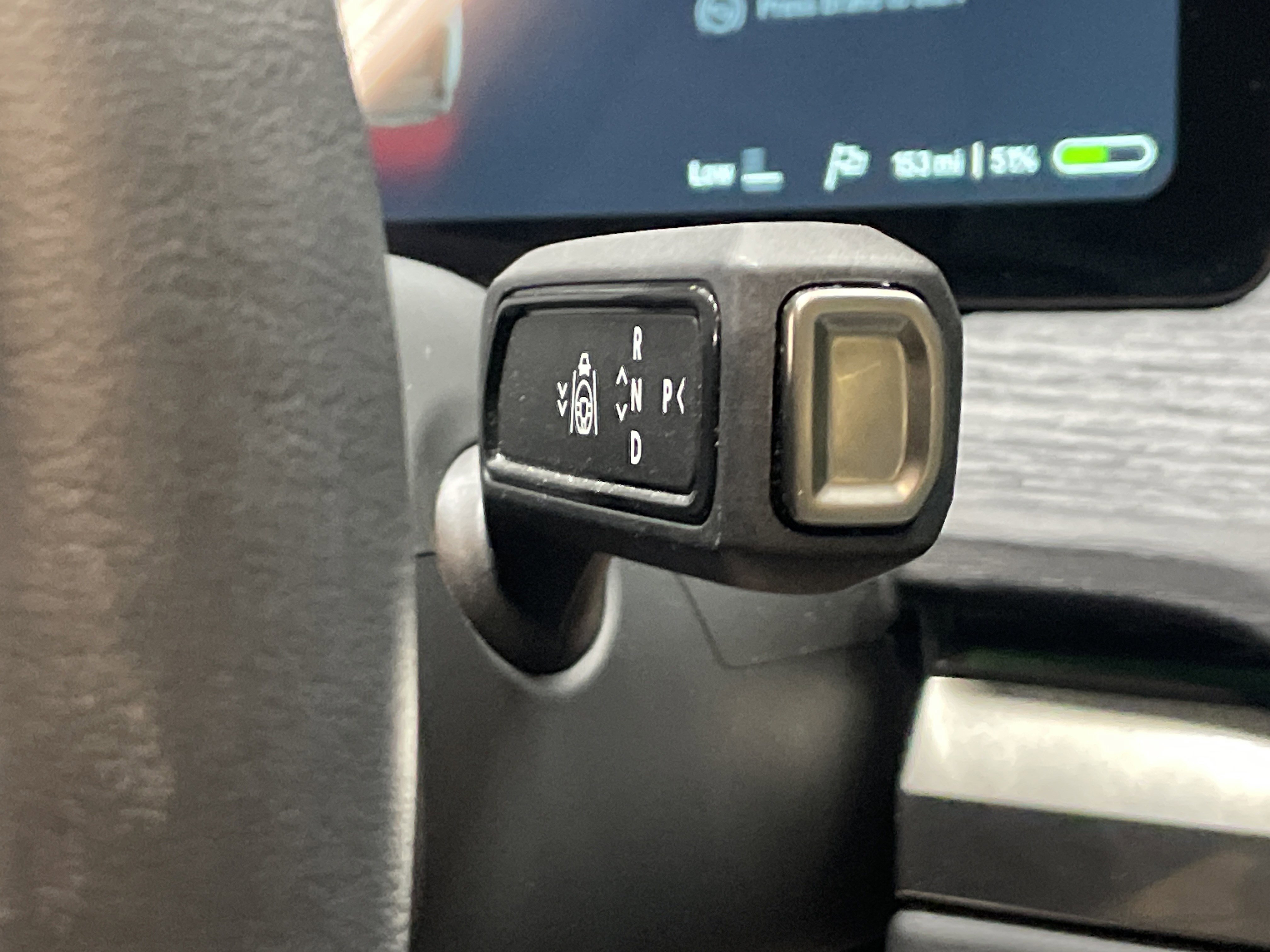 Used 2024 Rivian R1S Adventure image 26