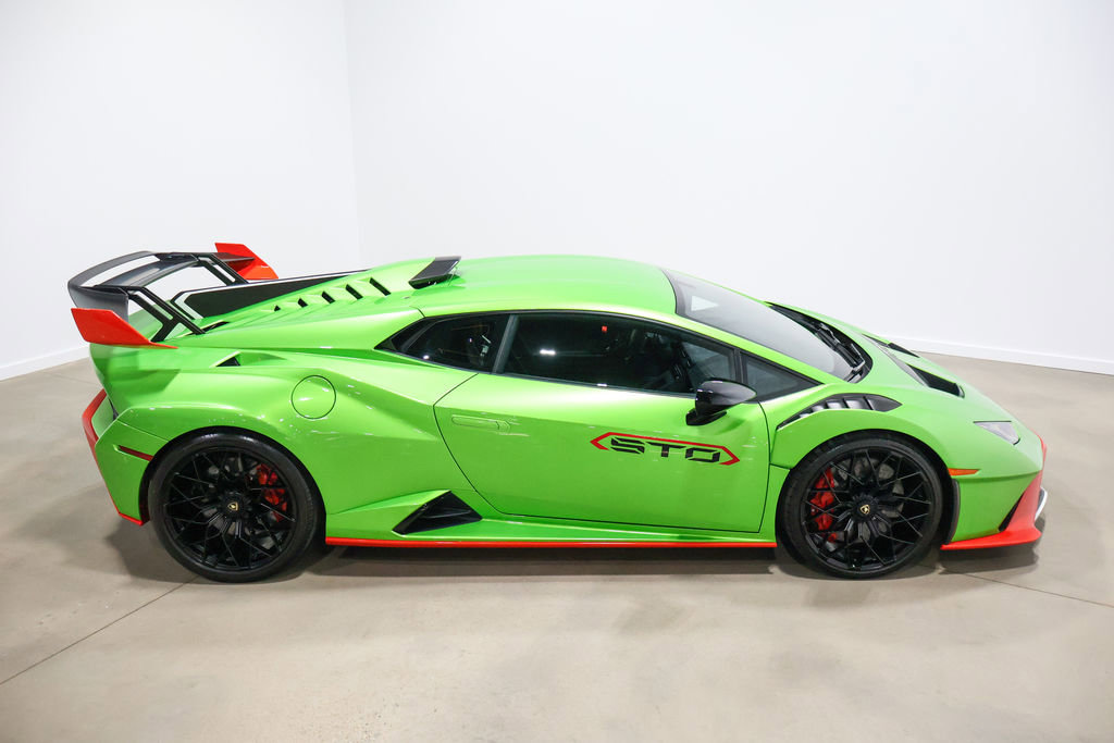 Used 2022 Lamborghini Huracan STO image 51
