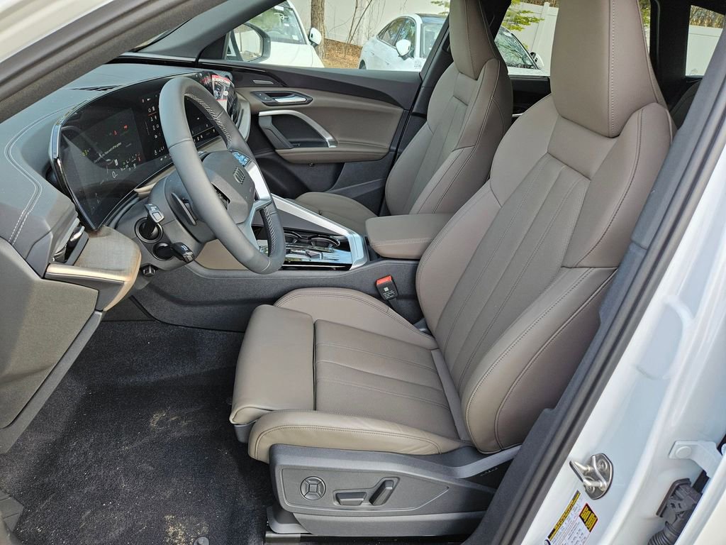 New 2025 Audi Q5 Premium Plus image 8