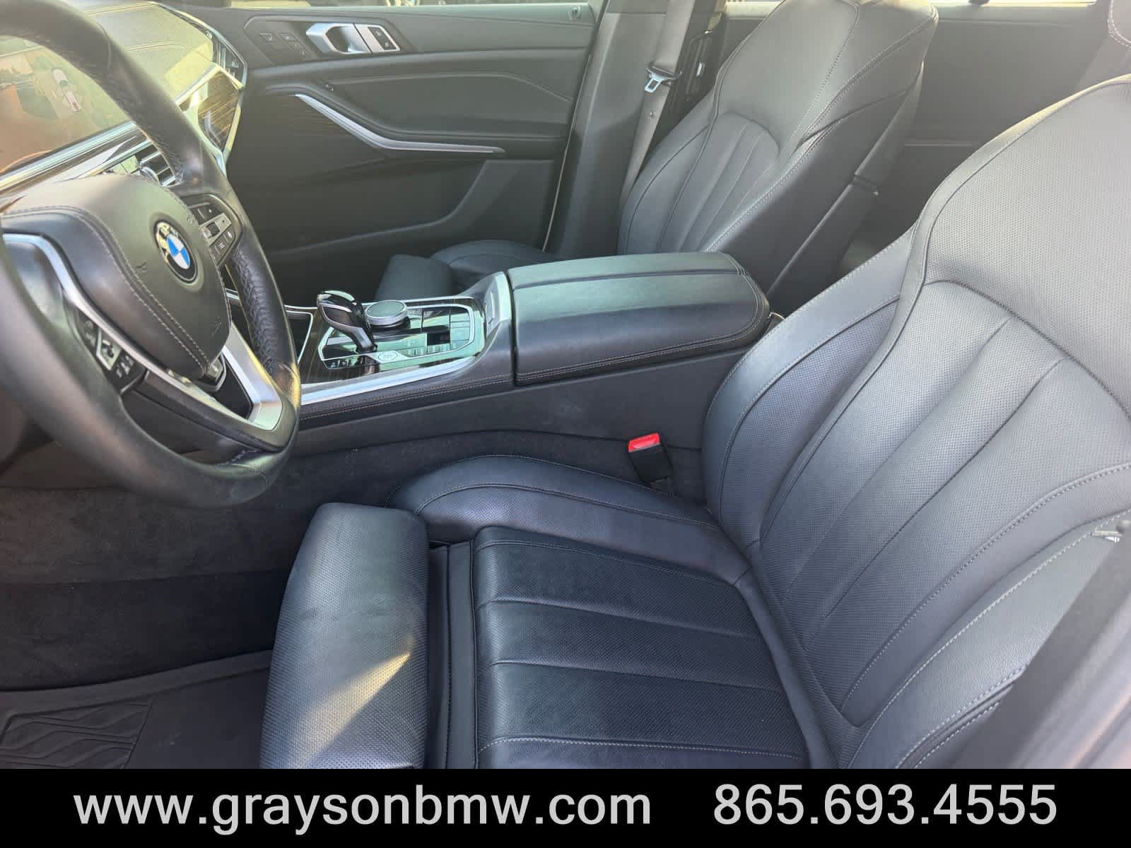 Used 2021 BMW X5 xDrive40i w/ Premium Package 3 AWD/4WD image 10