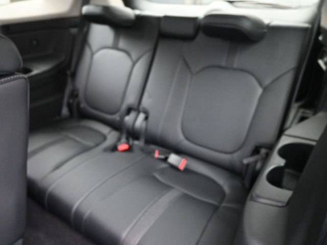 Used 2025 Honda Pilot EX-L image 14