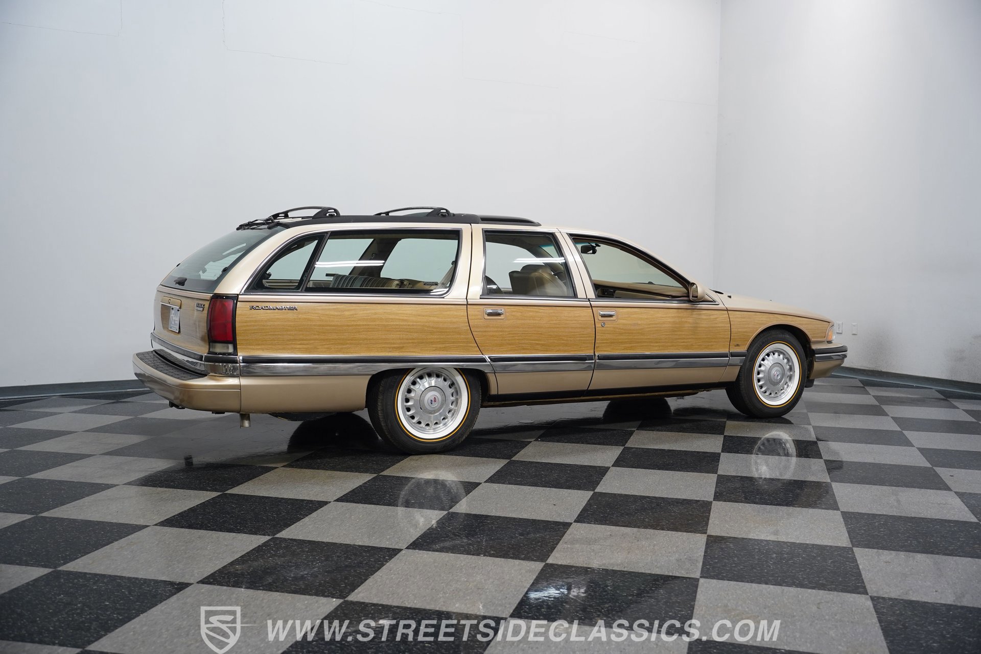Used 1996 Buick Roadmaster Estate RWD image 14