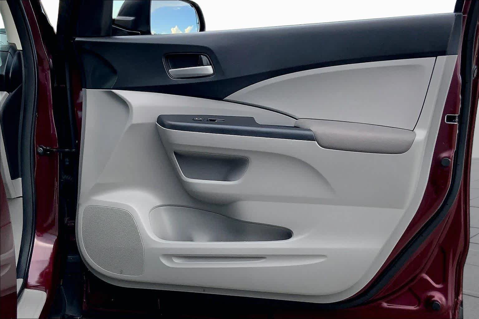 Used 2014 Honda CR-V LX image 22