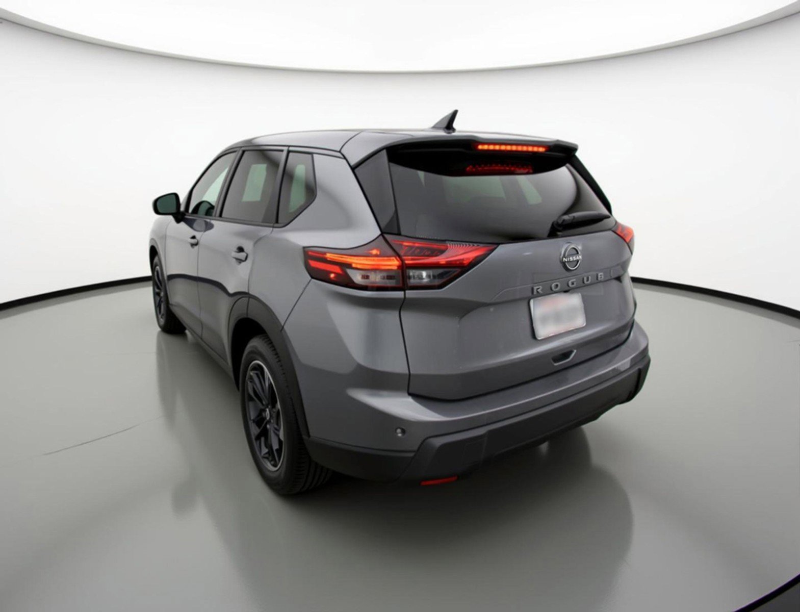 Used 2025 Nissan Rogue SV image 6