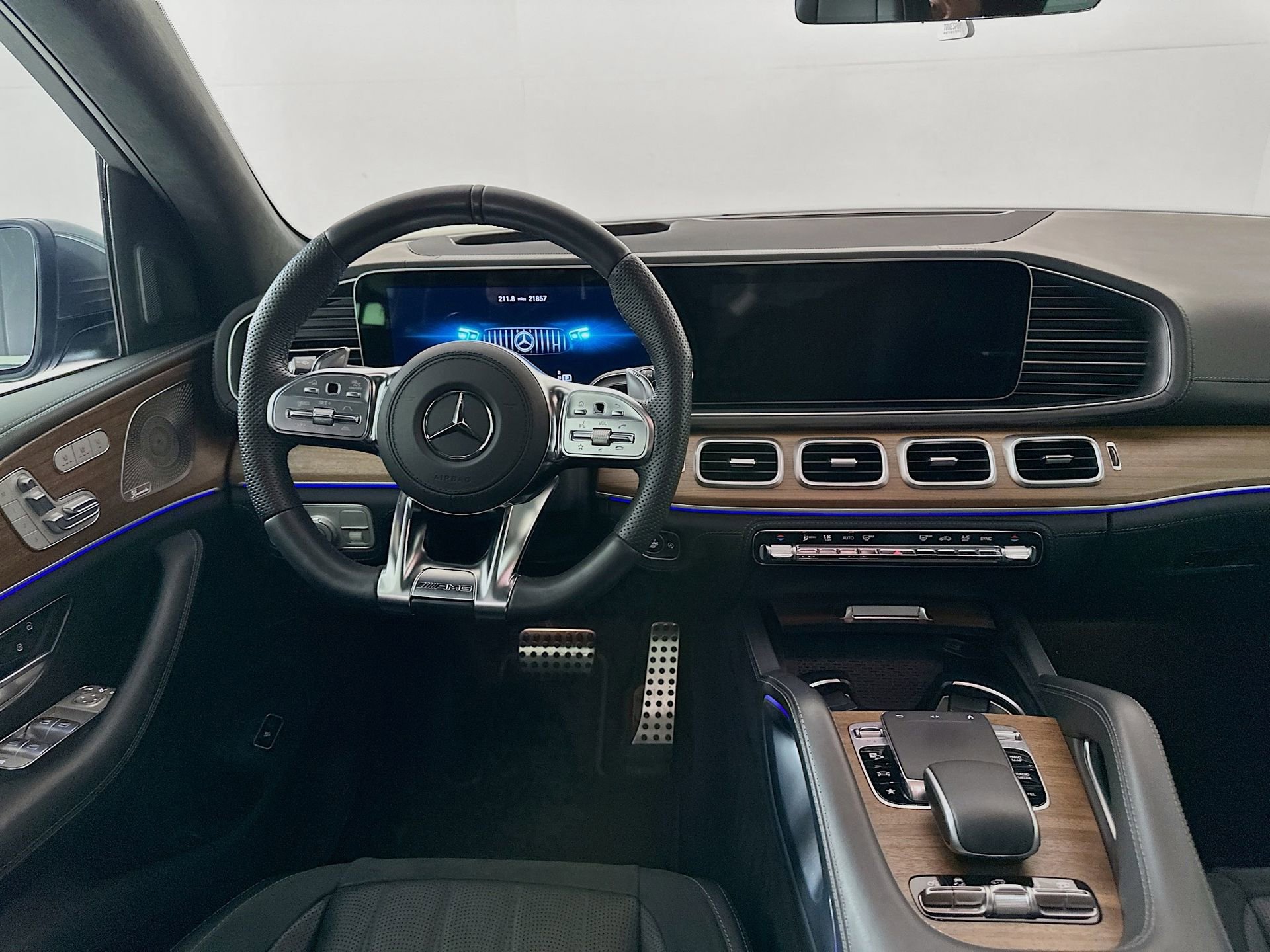 Certified 2023 Mercedes-Benz GLS 63 AMG 4MATIC image 25