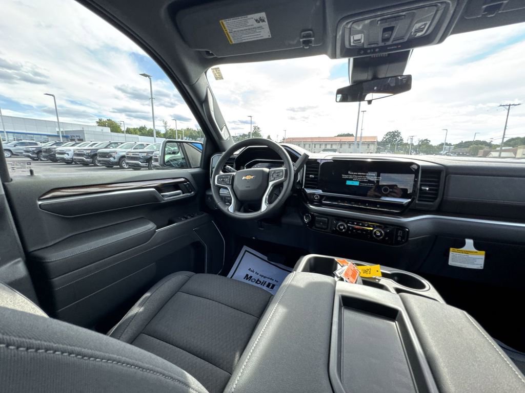 New 2026 Chevrolet Silverado 1500 LT w/ All Star Edition Plus image 15