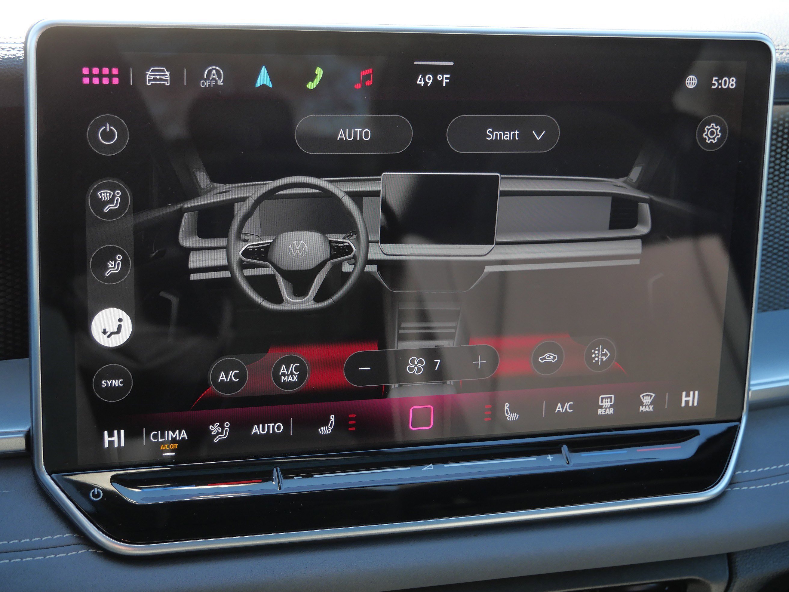 Certified 2025 Volkswagen Tiguan SE R-Line image 24