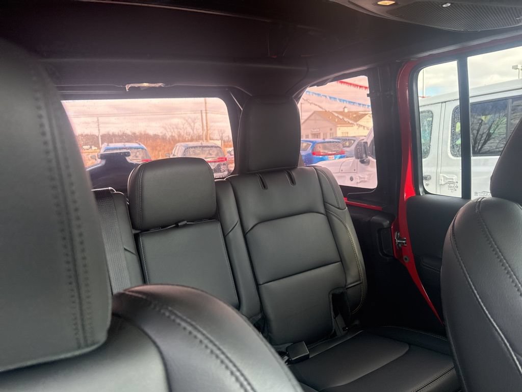 New 2025 Jeep Wrangler Unlimited Sahara AWD/4WD image 51