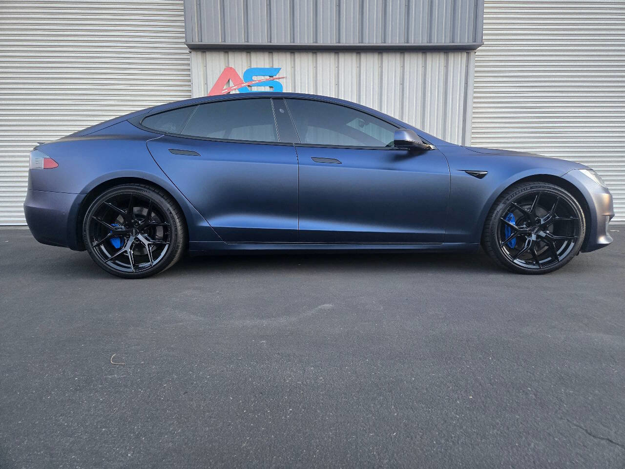 Used 2020 Tesla Model S Performance AWD/4WD image 9