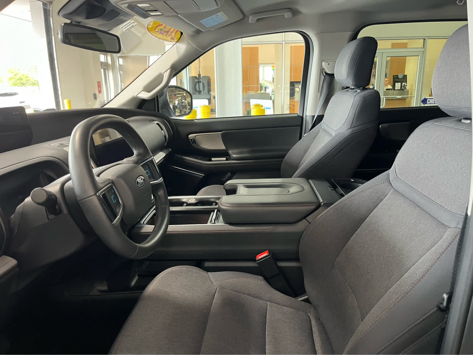 Used 2025 Ford Expedition Max Active AWD/4WD image 24