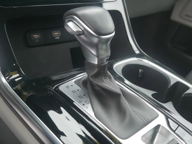 Used 2024 Kia Carnival SX Prestige image 39