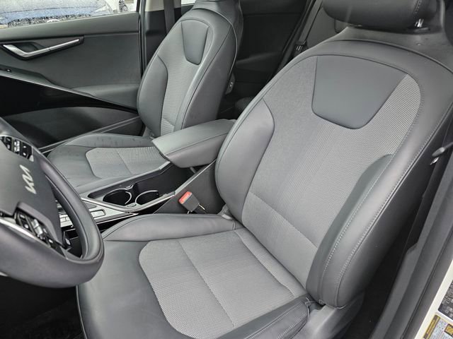Certified 2023 Kia Niro EX Touring image 24