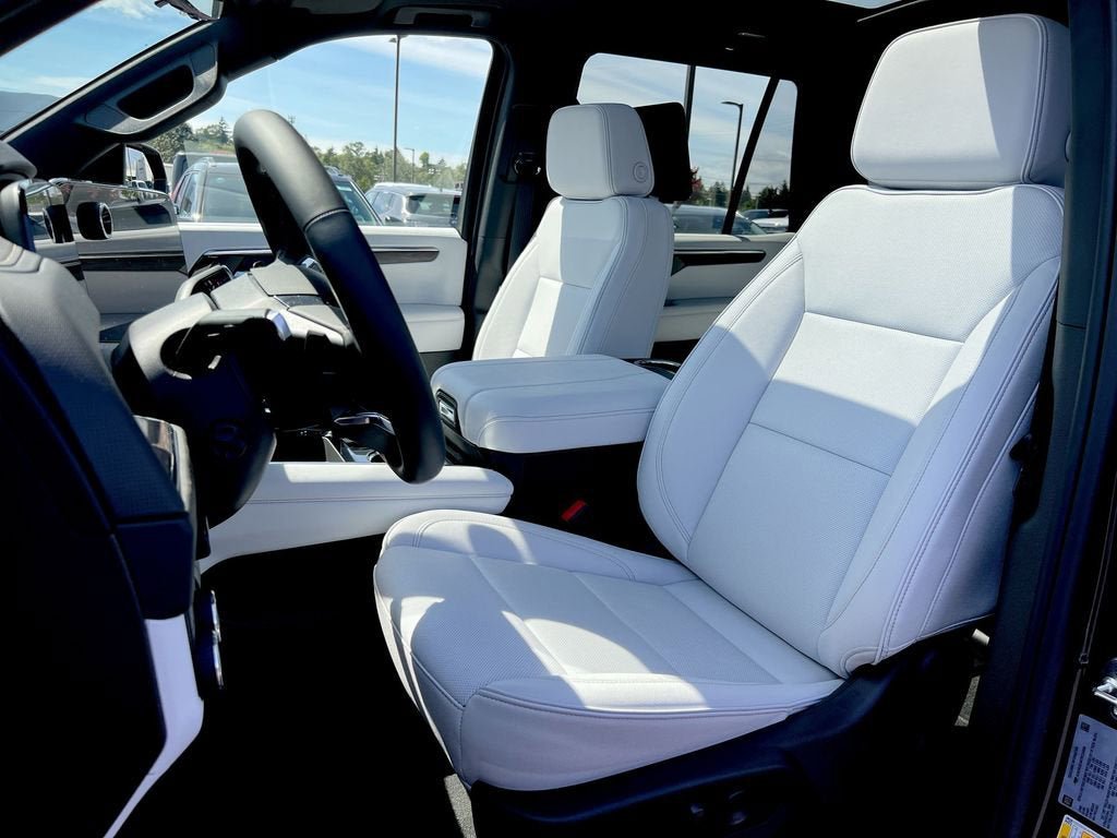 New 2026 Chevrolet Tahoe Premier AWD/4WD image 17