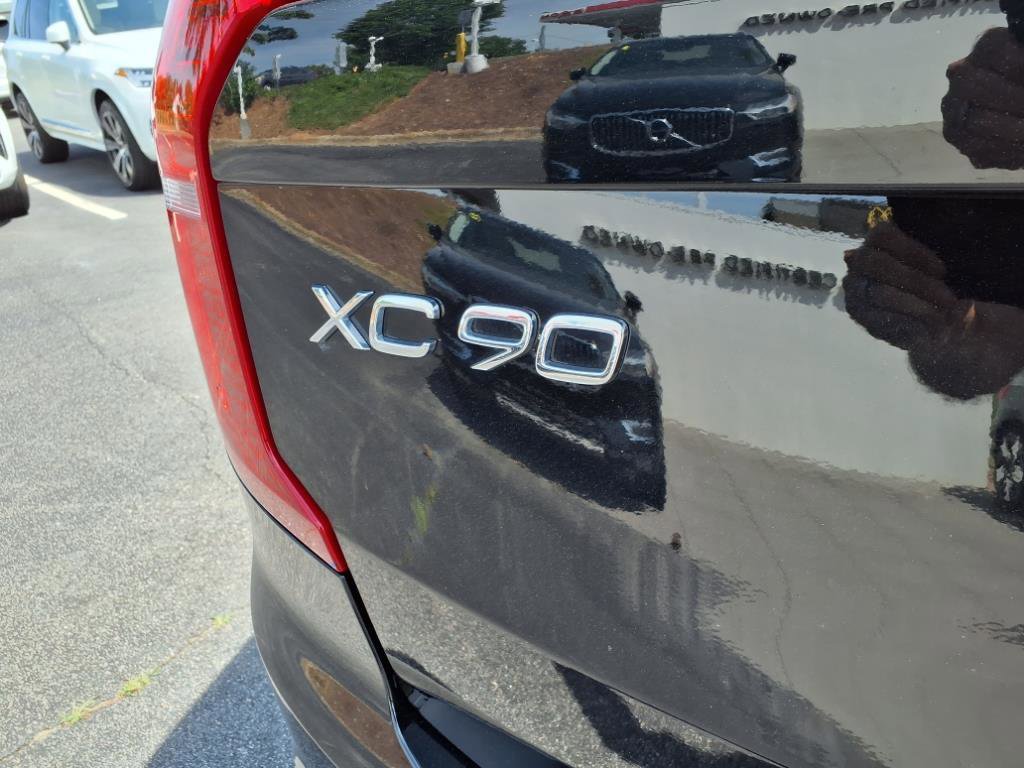 Used 2025 Volvo XC90 B5 Plus image 5