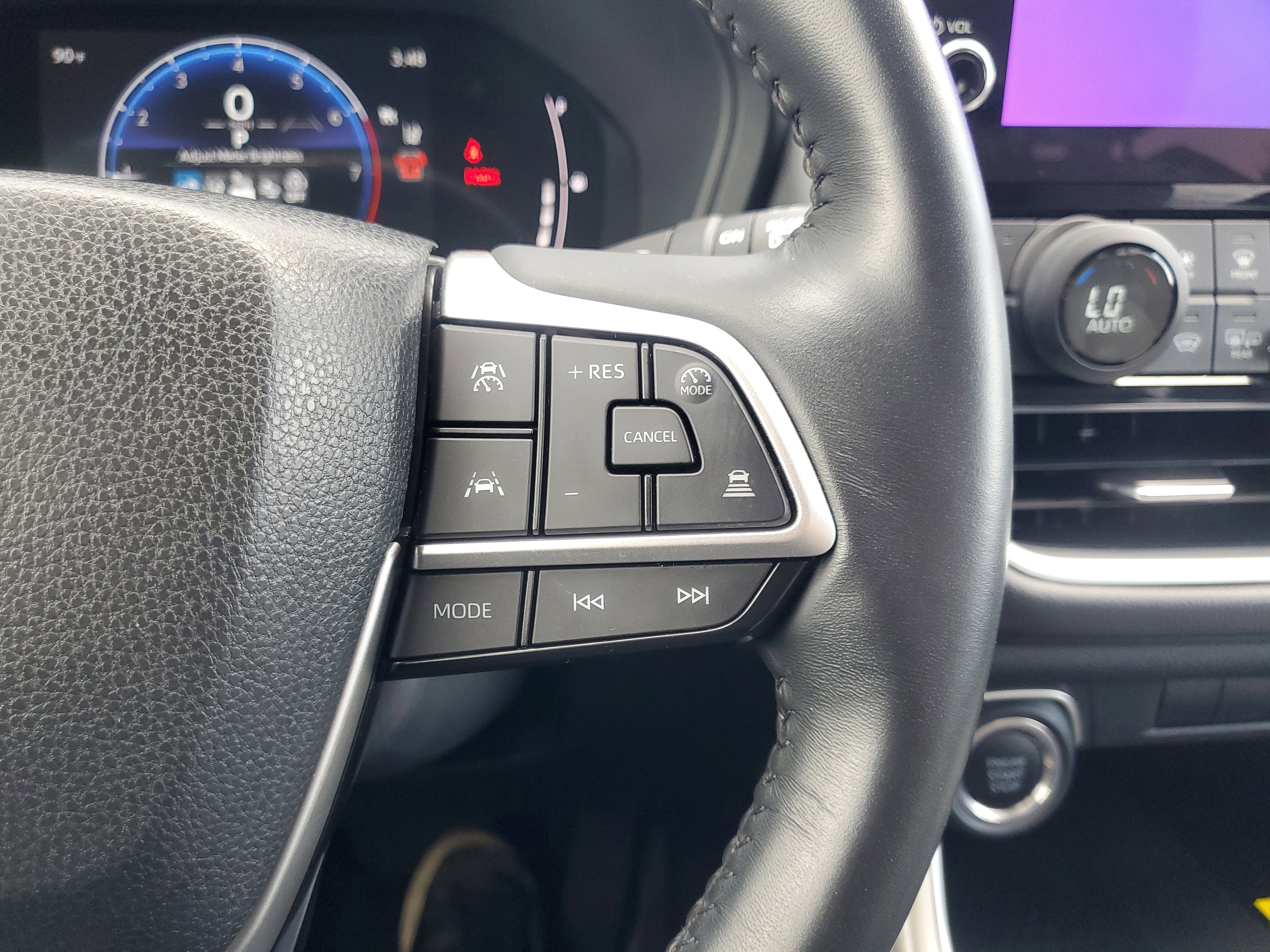 Used 2024 Toyota Grand Highlander XLE image 26