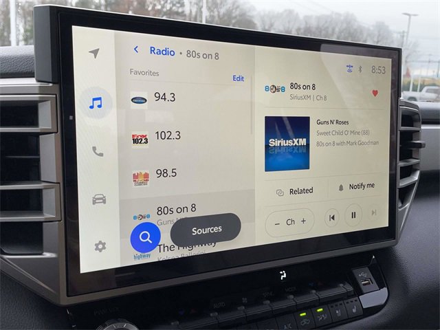 Used 2025 Toyota Tundra Limited image 27