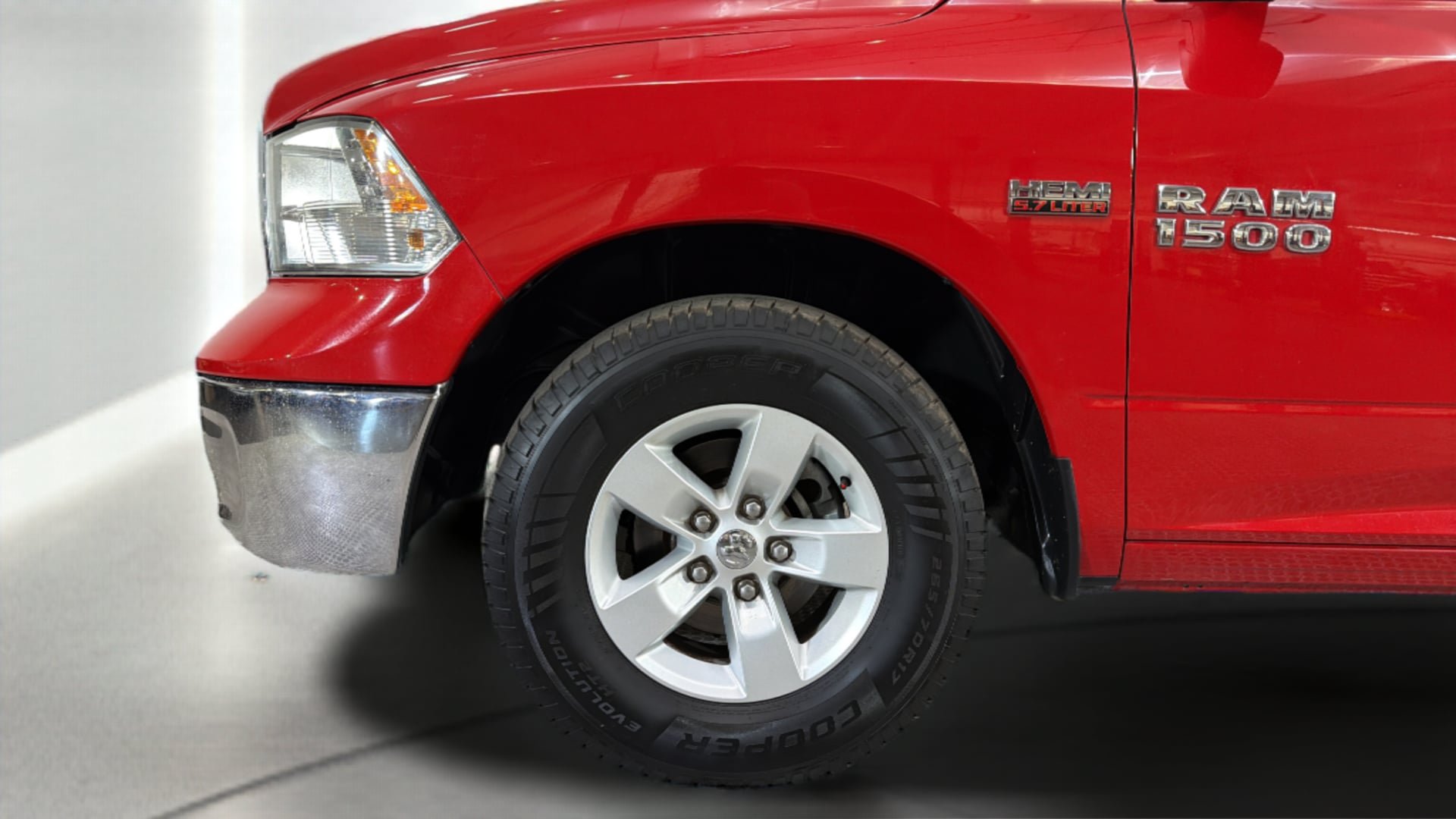 Used 2014 RAM 1500 Classic SLT RWD image 36