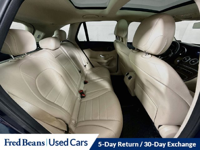 Used 2022 Mercedes-Benz GLC 300 4MATIC image 32