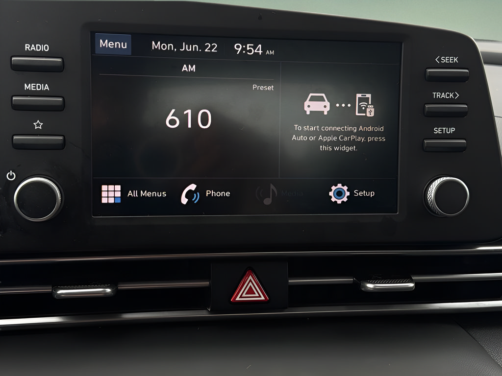 Used 2023 Hyundai Elantra SE FWD image 28