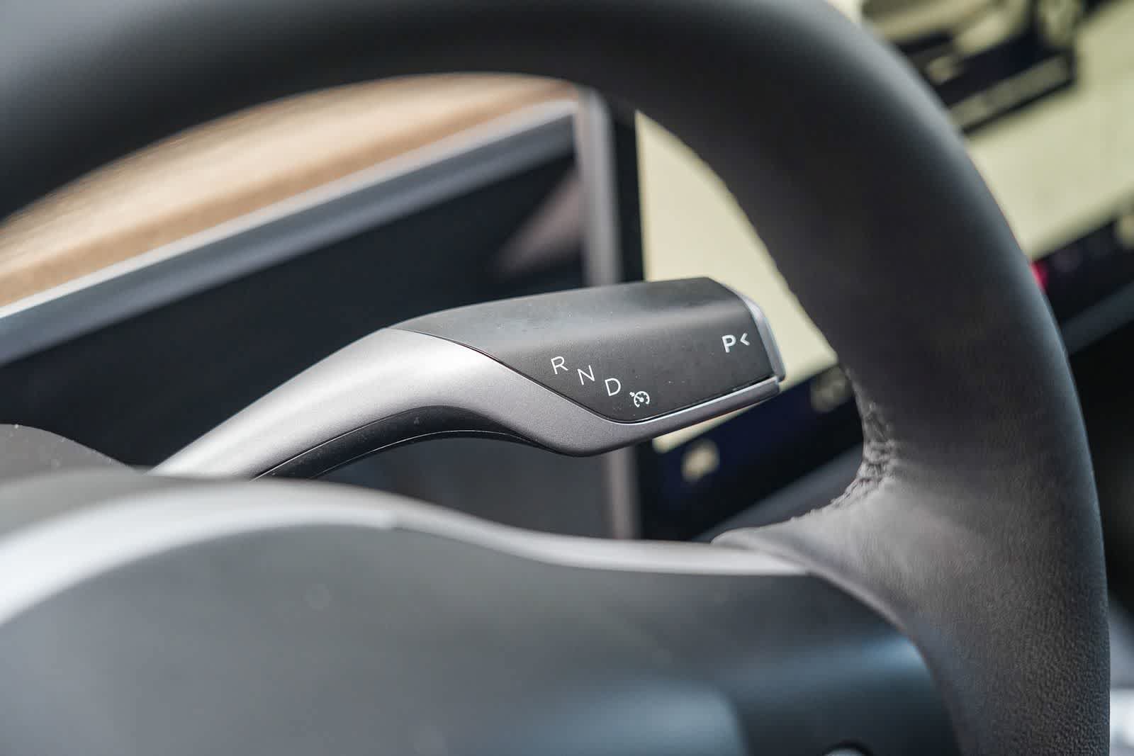 Used 2023 Tesla Model Y Long Range AWD/4WD image 19