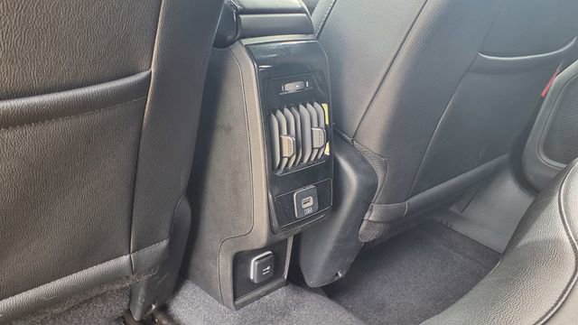 Used 2025 Jeep Compass Trailhawk image 18