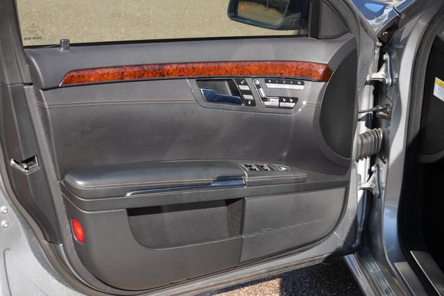 Used 2013 Mercedes-Benz S 63 AMG image 11