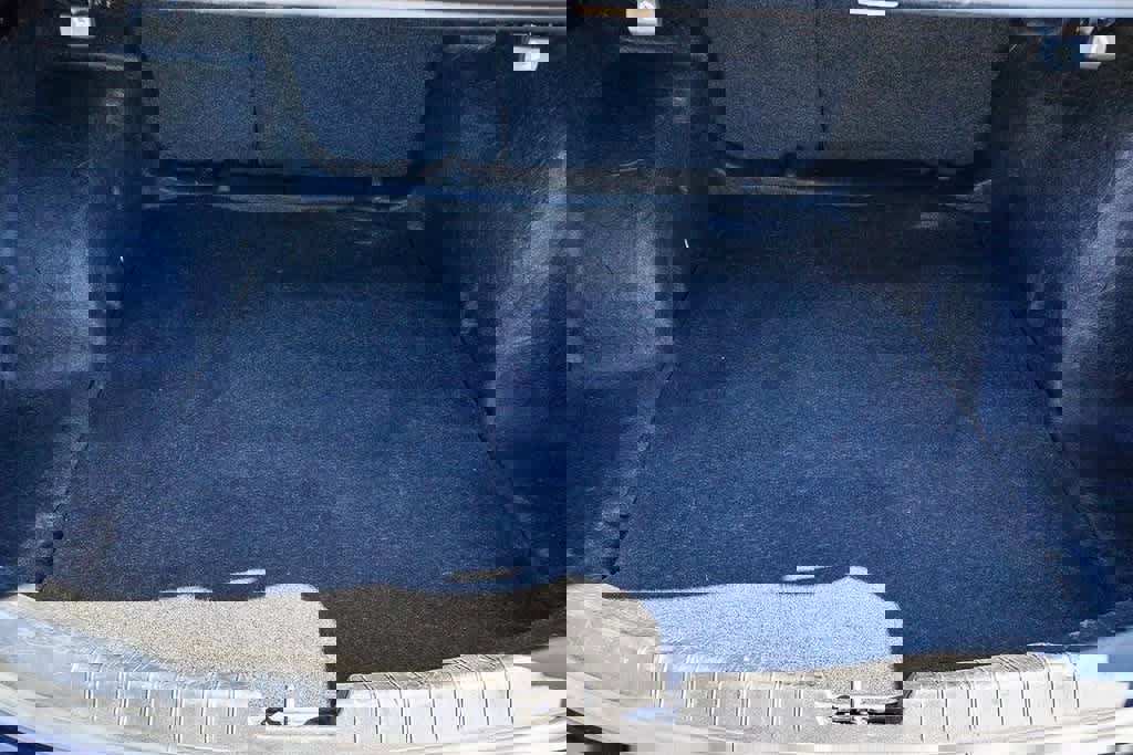 Used 2021 Chevrolet Malibu LT image 28