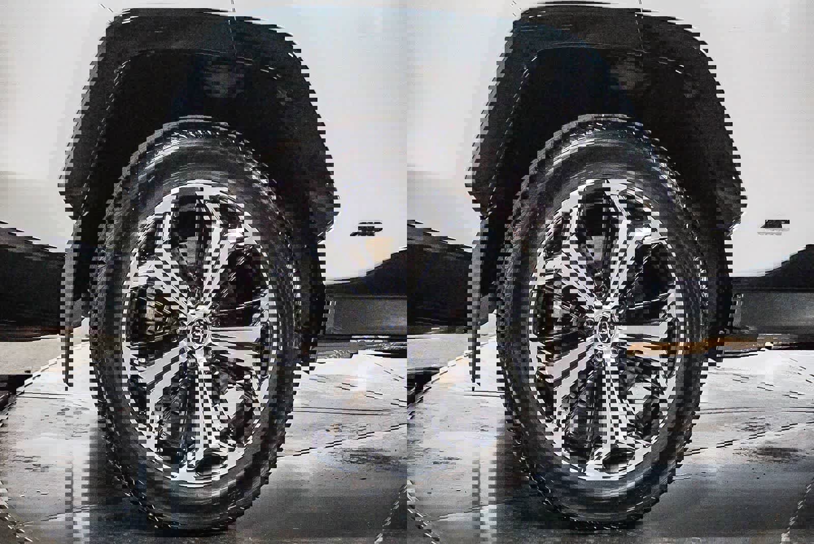 Used 2023 Toyota RAV4 XSE w/ Weather Package image 7