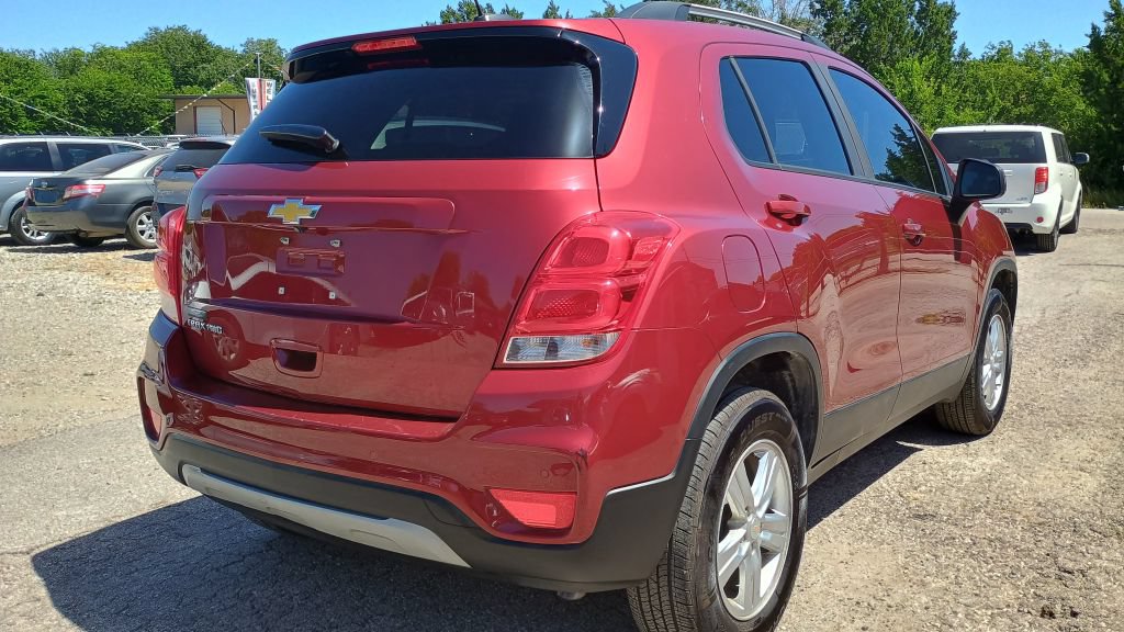 Used 2022 Chevrolet Trax LT w/ Driver Confidence Package AWD/4WD image 4