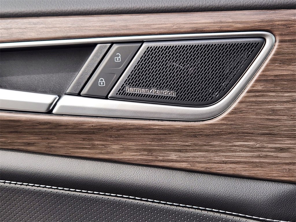 New 2026 Volkswagen Atlas SEL Premium R-Line image 5