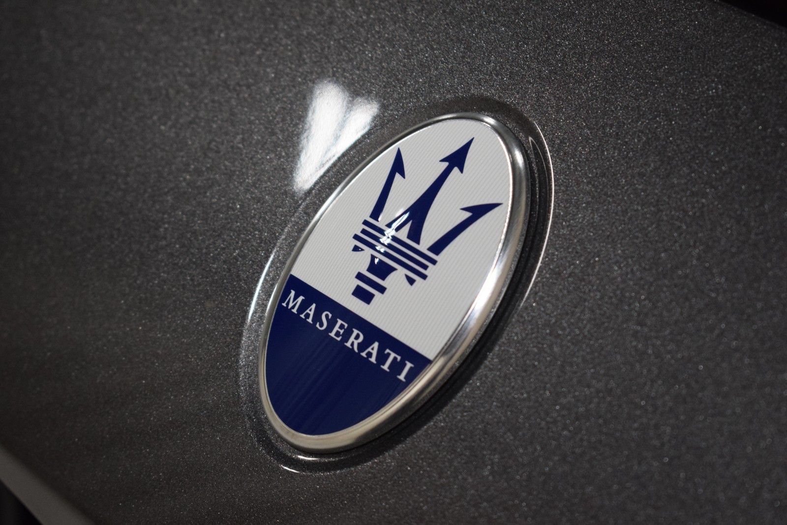 Certified 2024 Maserati Grecale Modena AWD/4WD image 3