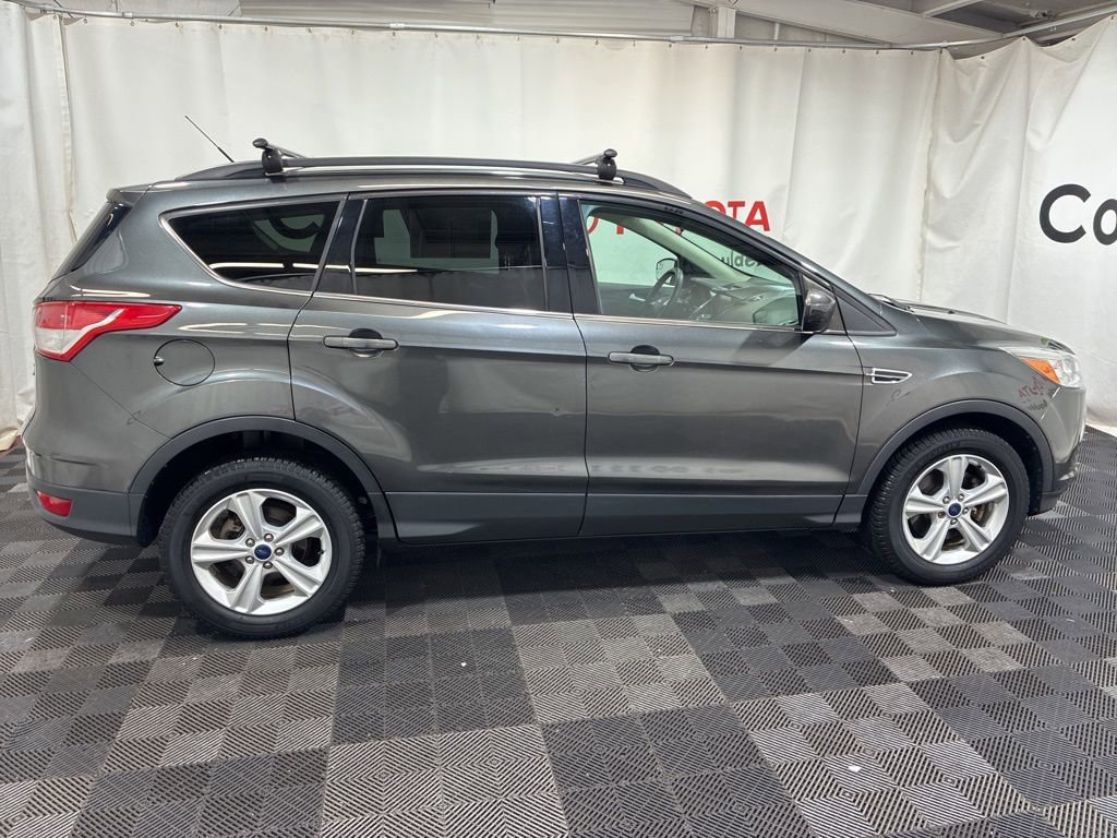 Used 2016 Ford Escape SE w/ Equipment Group 201A AWD/4WD image 10