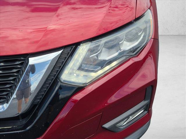 Used 2018 Nissan Rogue SL w/ Premium Package FWD image 9