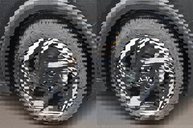 New 2025 Kia K4 EX image 11