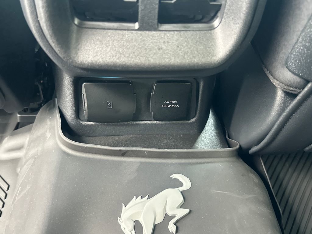 Used 2025 Ford Bronco Badlands AWD/4WD image 23