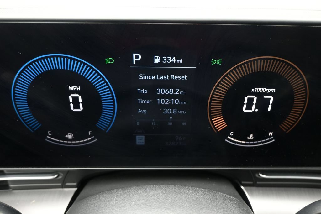 Used 2025 Hyundai Kona SEL FWD image 13