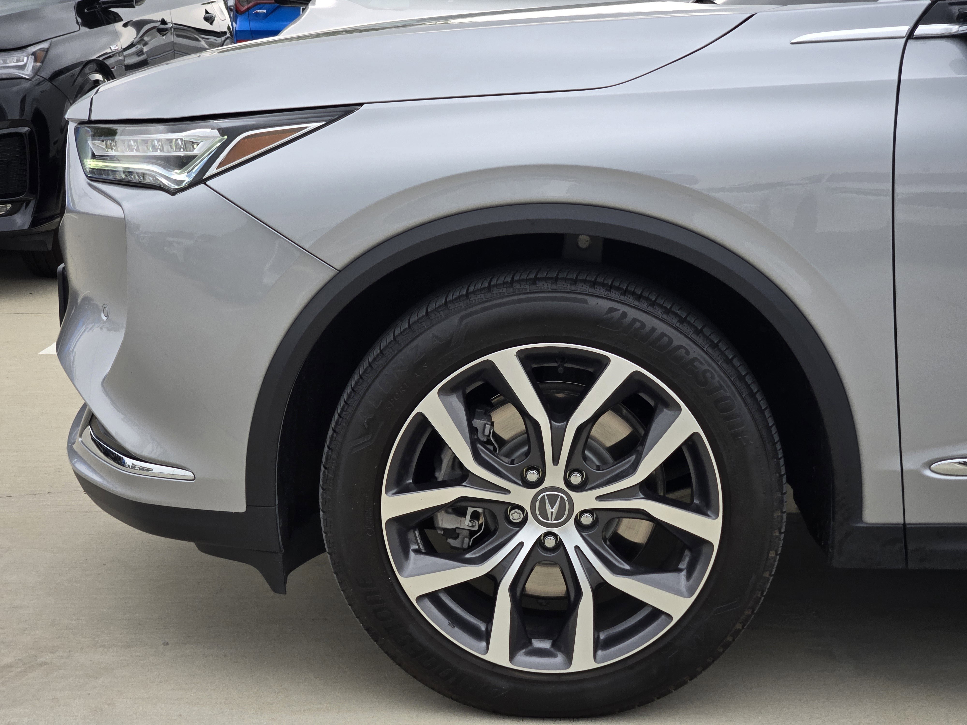 Certified 2024 Acura MDX FWD w/ Technology Package image 6