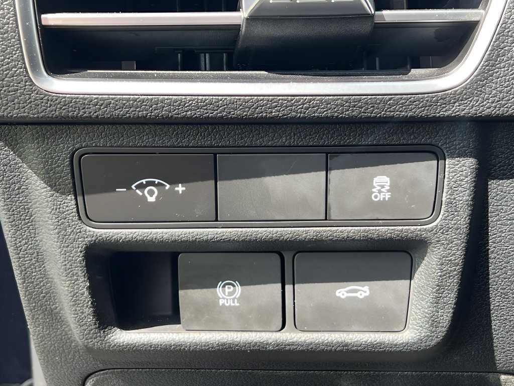 Used 2024 Hyundai Sonata SEL AWD/4WD image 19
