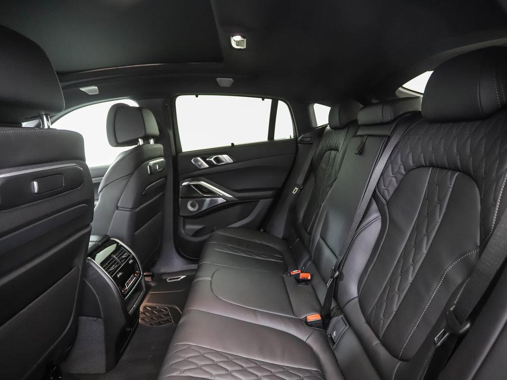 New 2026 BMW X6 M60i image 22