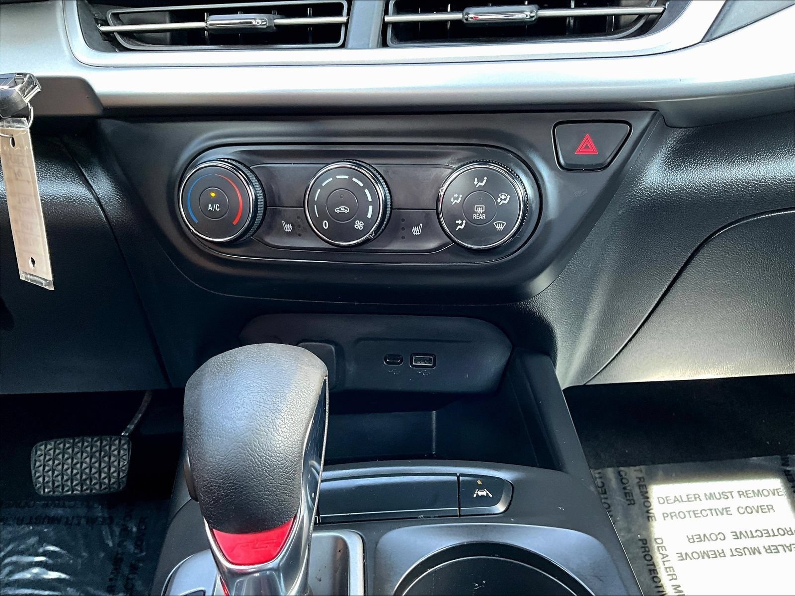 Used 2024 Chevrolet Trax RS FWD image 17