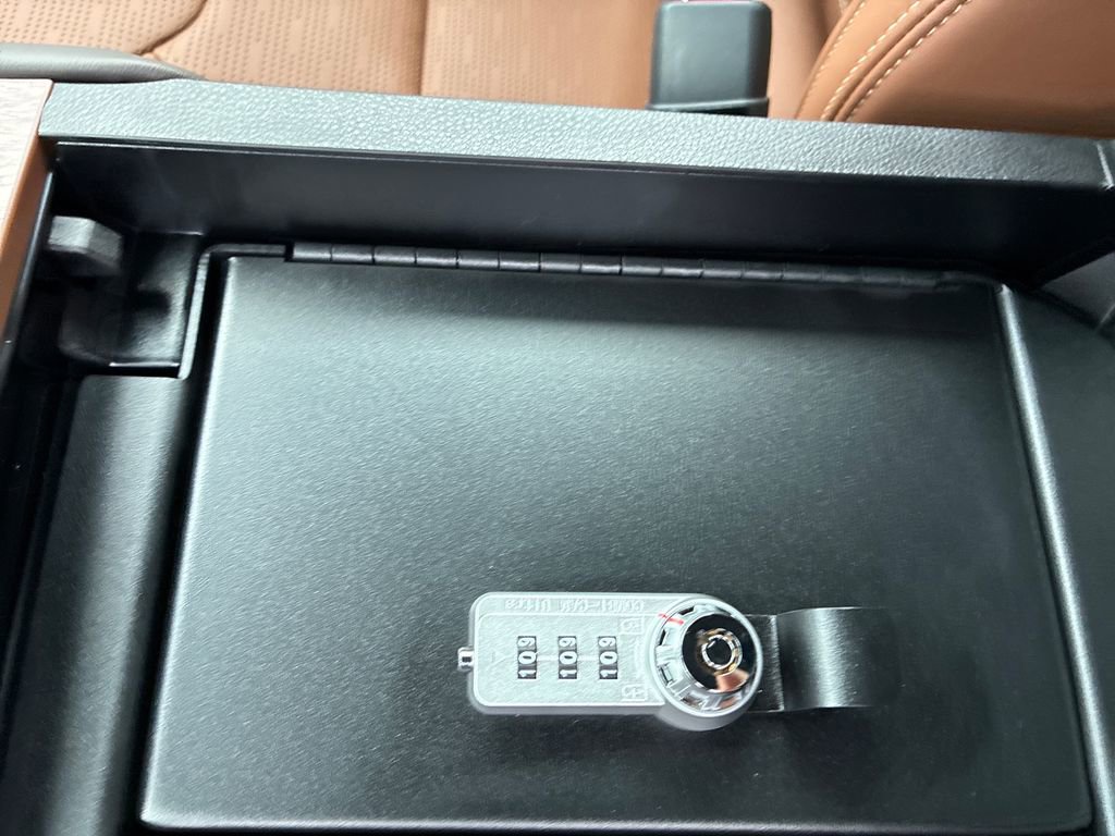 New 2026 Toyota Tundra 1794 Edition AWD/4WD image 40