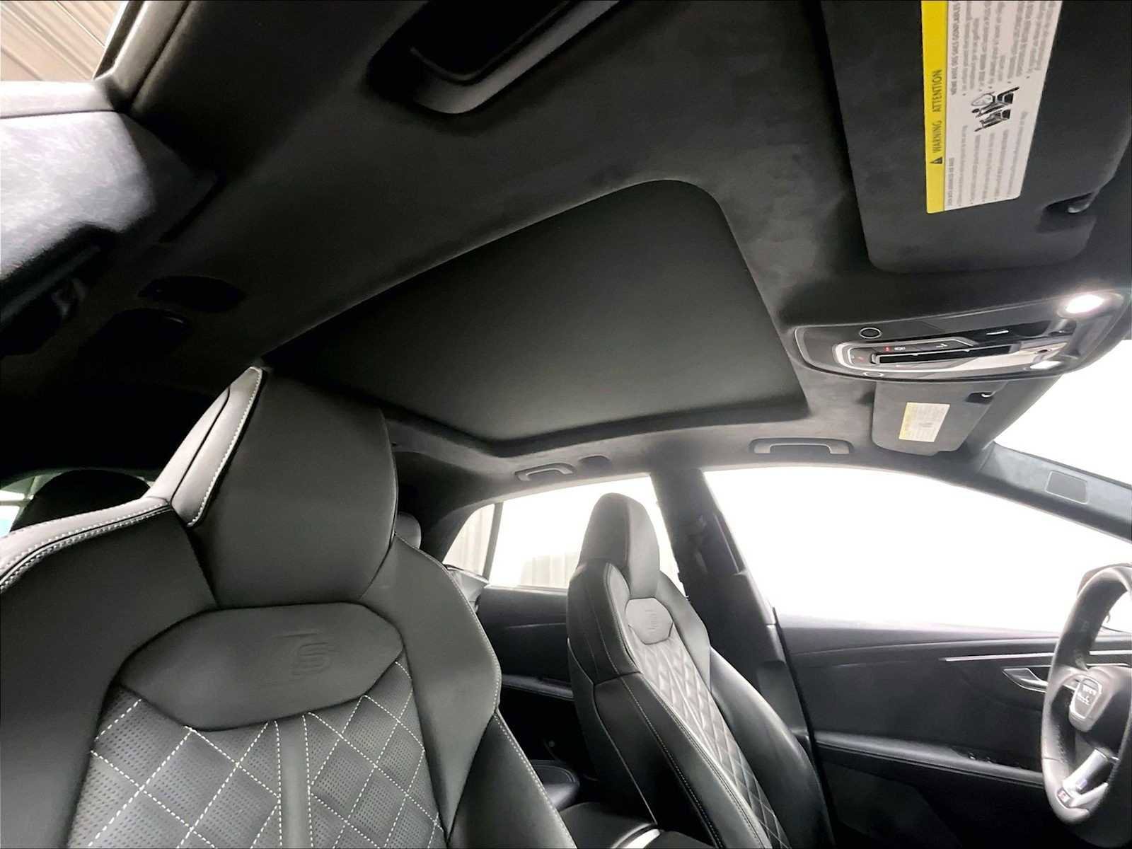 Used 2024 Audi SQ8 Prestige image 26