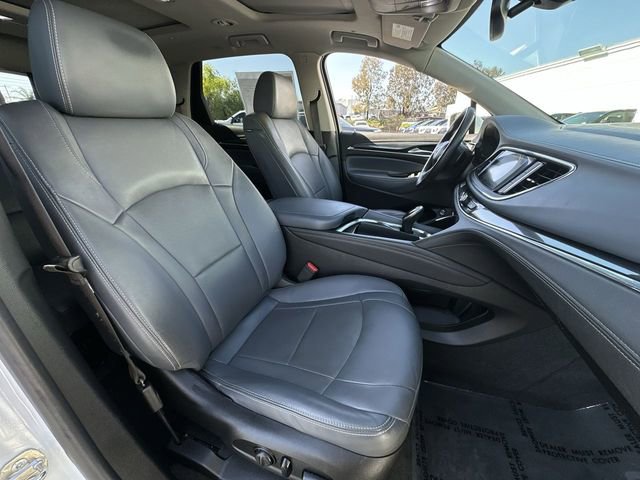 Used 2019 Buick Enclave Essence image 29