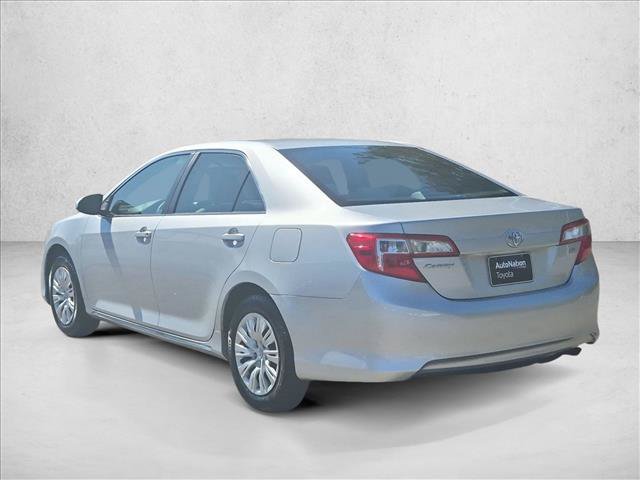 Used 2014 Toyota Camry LE FWD image 8