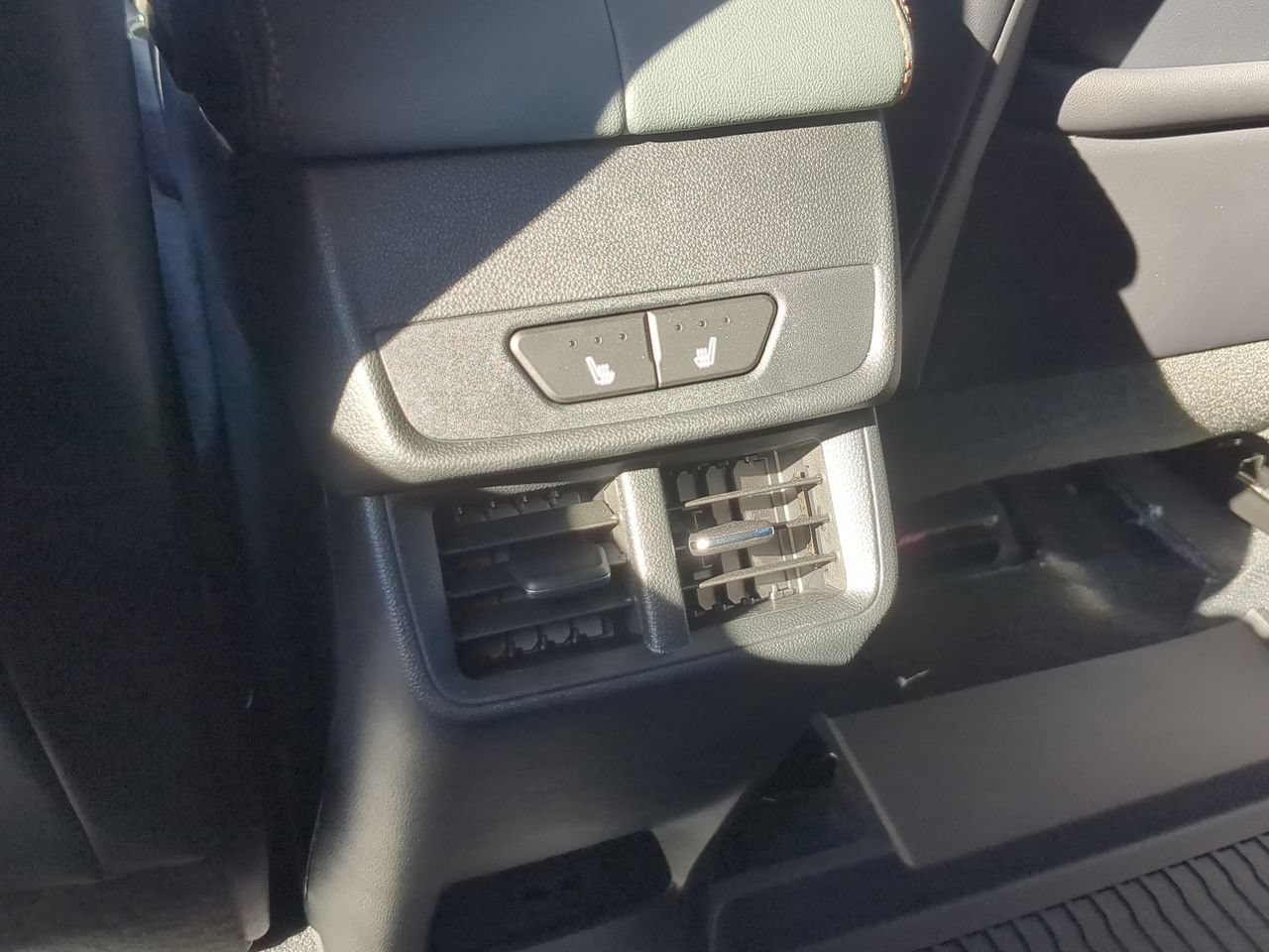 New 2026 GMC Terrain AT4 w/ Convenience Package III AWD/4WD image 21