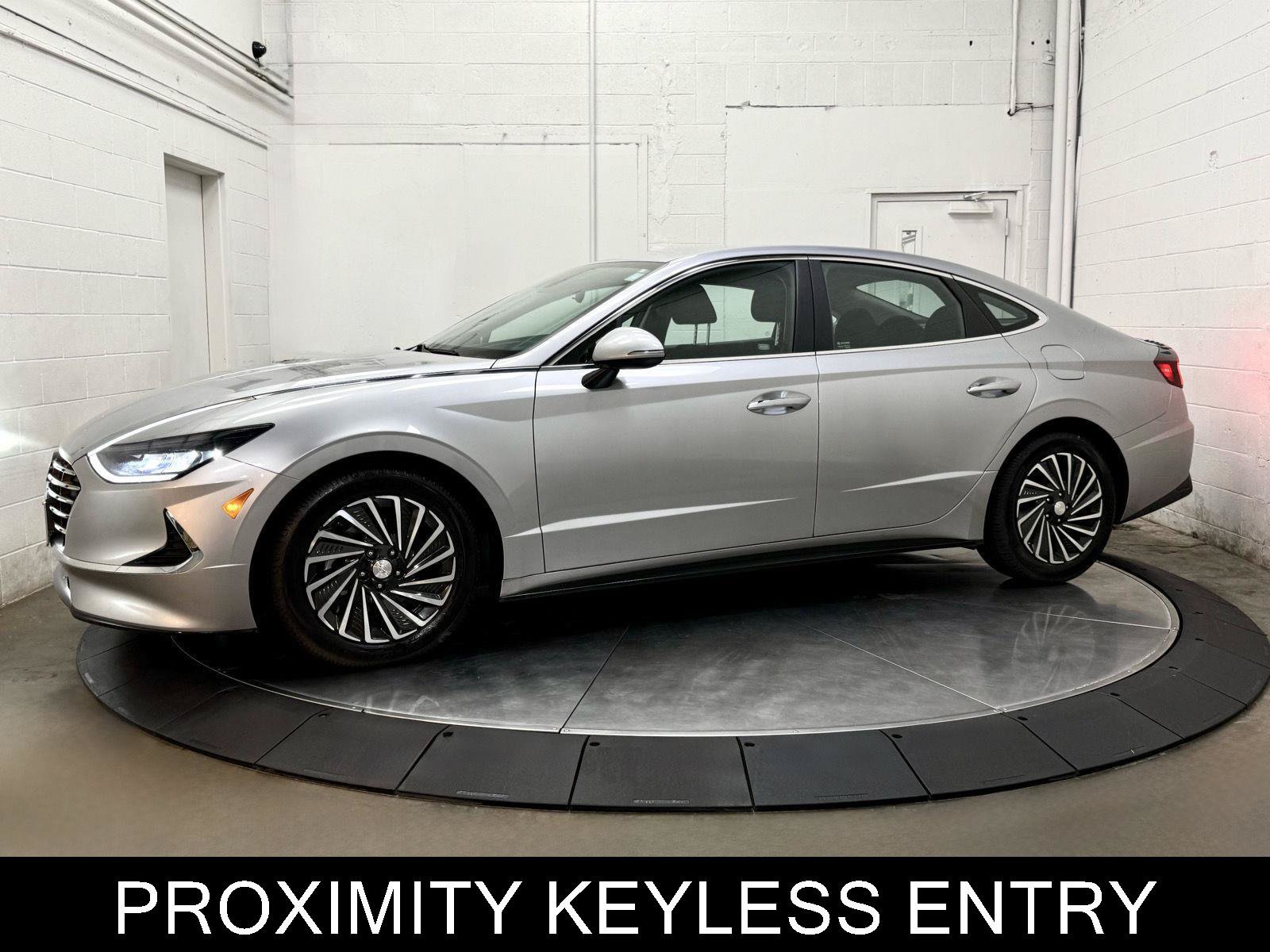 Used 2020 Hyundai Sonata SEL w/ Cargo Package FWD image 4