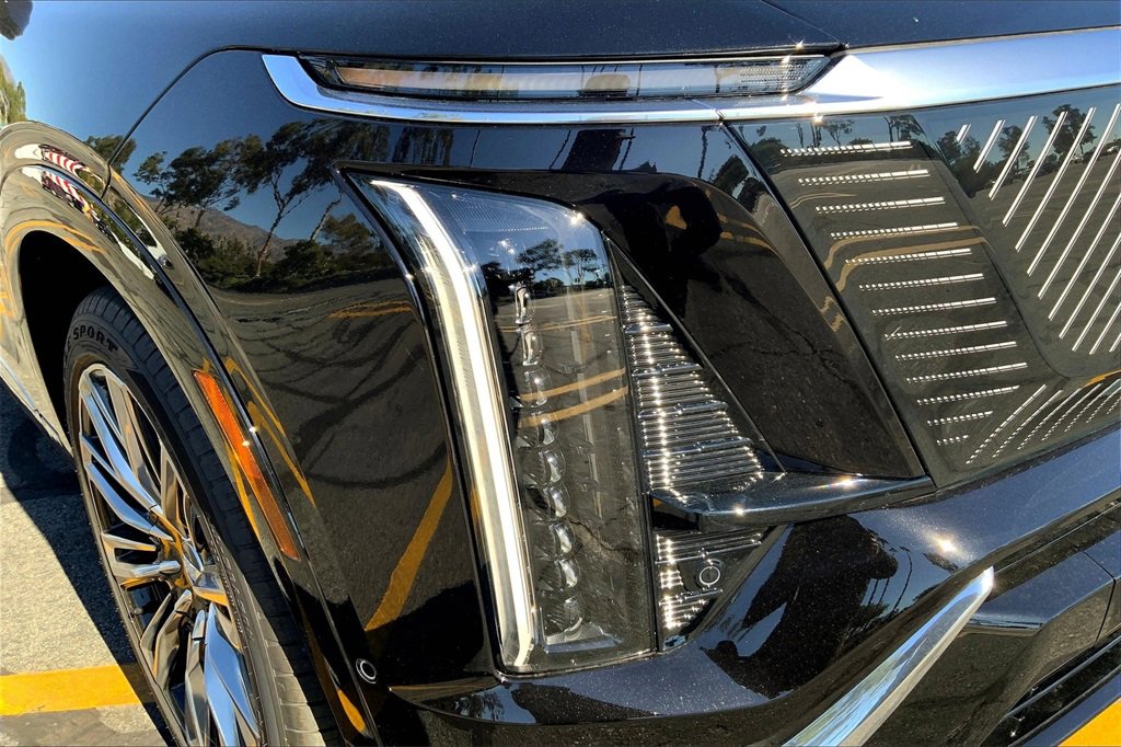 New 2026 Cadillac Vistiq Premium Luxury image 14